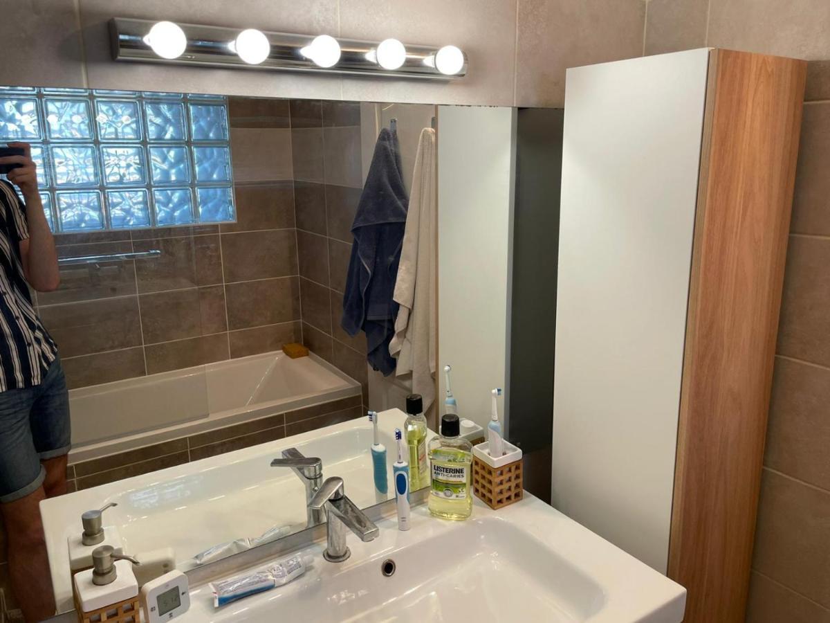 Chambre Chez L'Habitant Pres De Bordeaux Cenon Kültér fotó