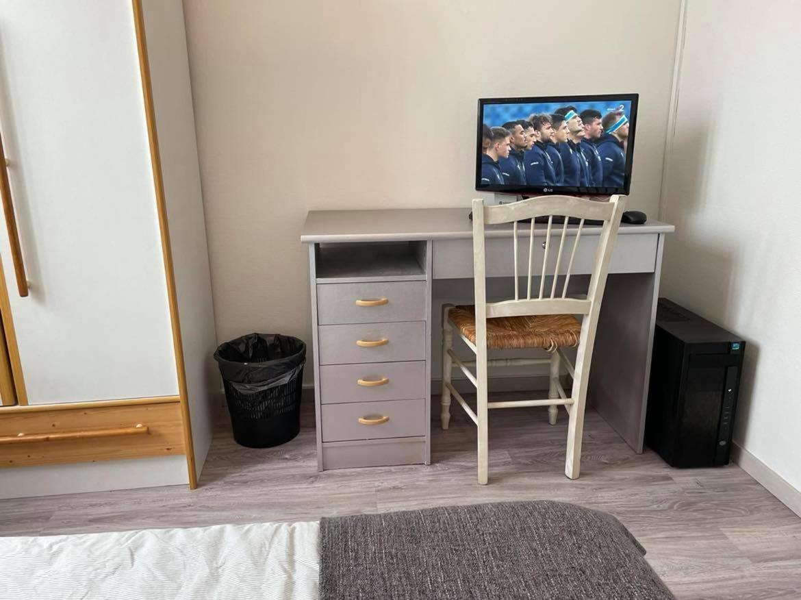 Chambre Chez L'Habitant Pres De Bordeaux Cenon Kültér fotó